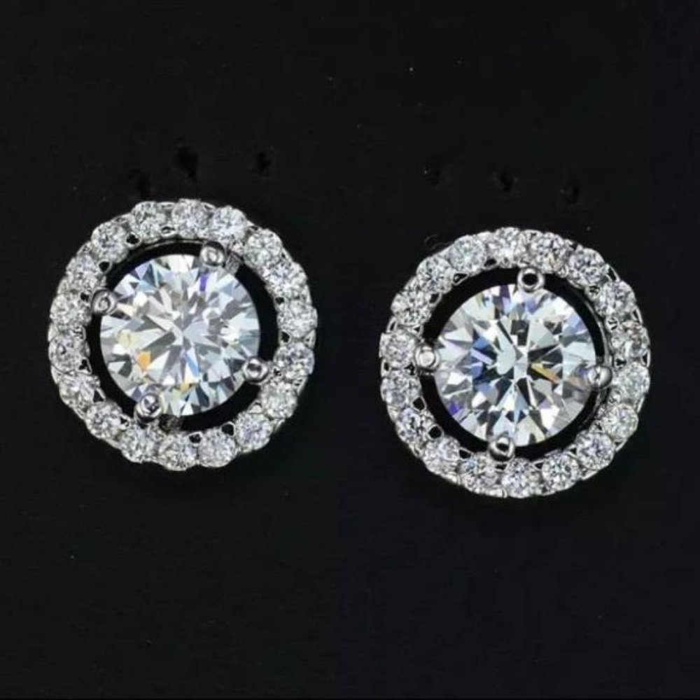 Luxury White Zircon Sterling Silver Stud Earrings - Picture 2 of 4
